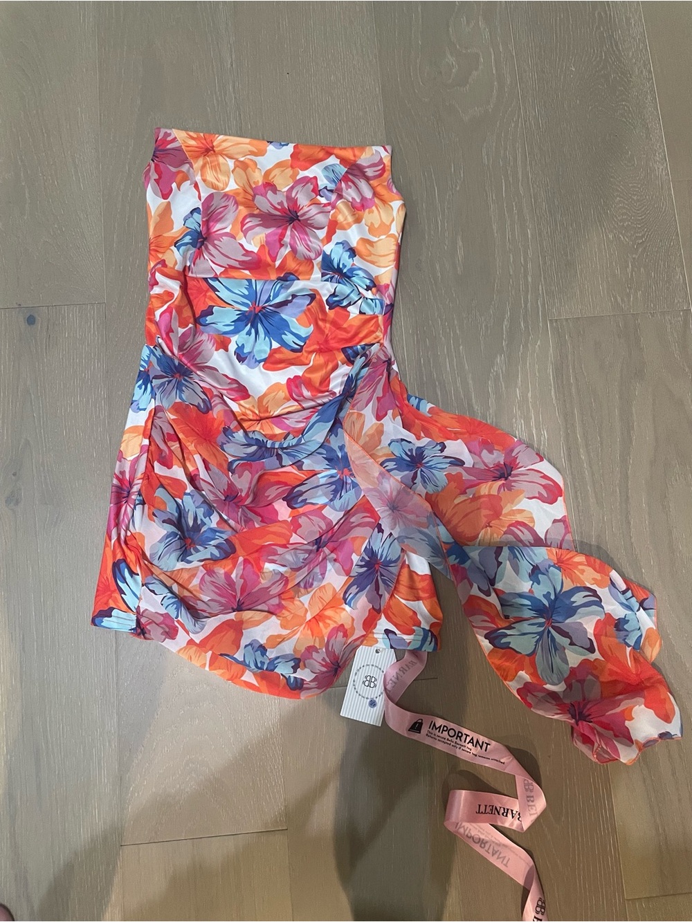 Bella Barnett strapless mini dress